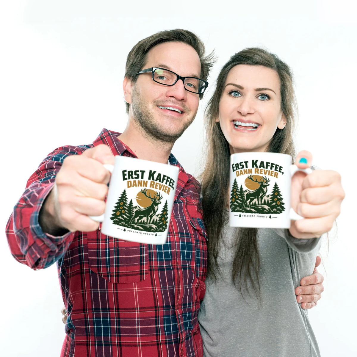 Lustige Tasse für Jäger mit Hirsch in Kiefern|p:2016923|h:b0d9480641d4653b6d55c8000fdcdc3a