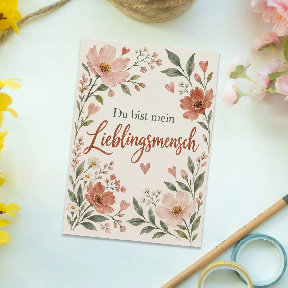 Herzliche Postkarte für den Lieblingsmenschen mit Blumen und Herzen|p:2012508|h:45e2c83734e1e8e25dff7779c2107899