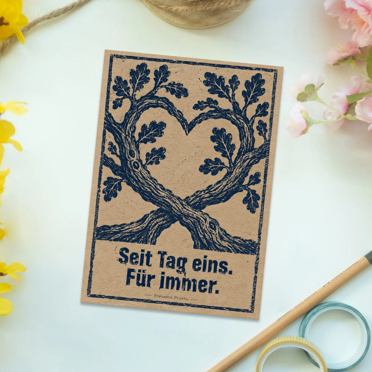 Romantische Postkarte Liebe mit Herz aus Eichenästen|p:2012568|h:4a0c25b4cef4c950c79f7de1ec3d58e3