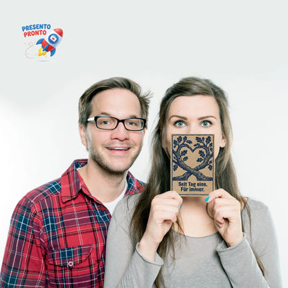 Romantische Postkarte Liebe mit Herz aus Eichenästen|p:2012568|h:bacdf7c548bc0eaa72a58a9f2b4dd508