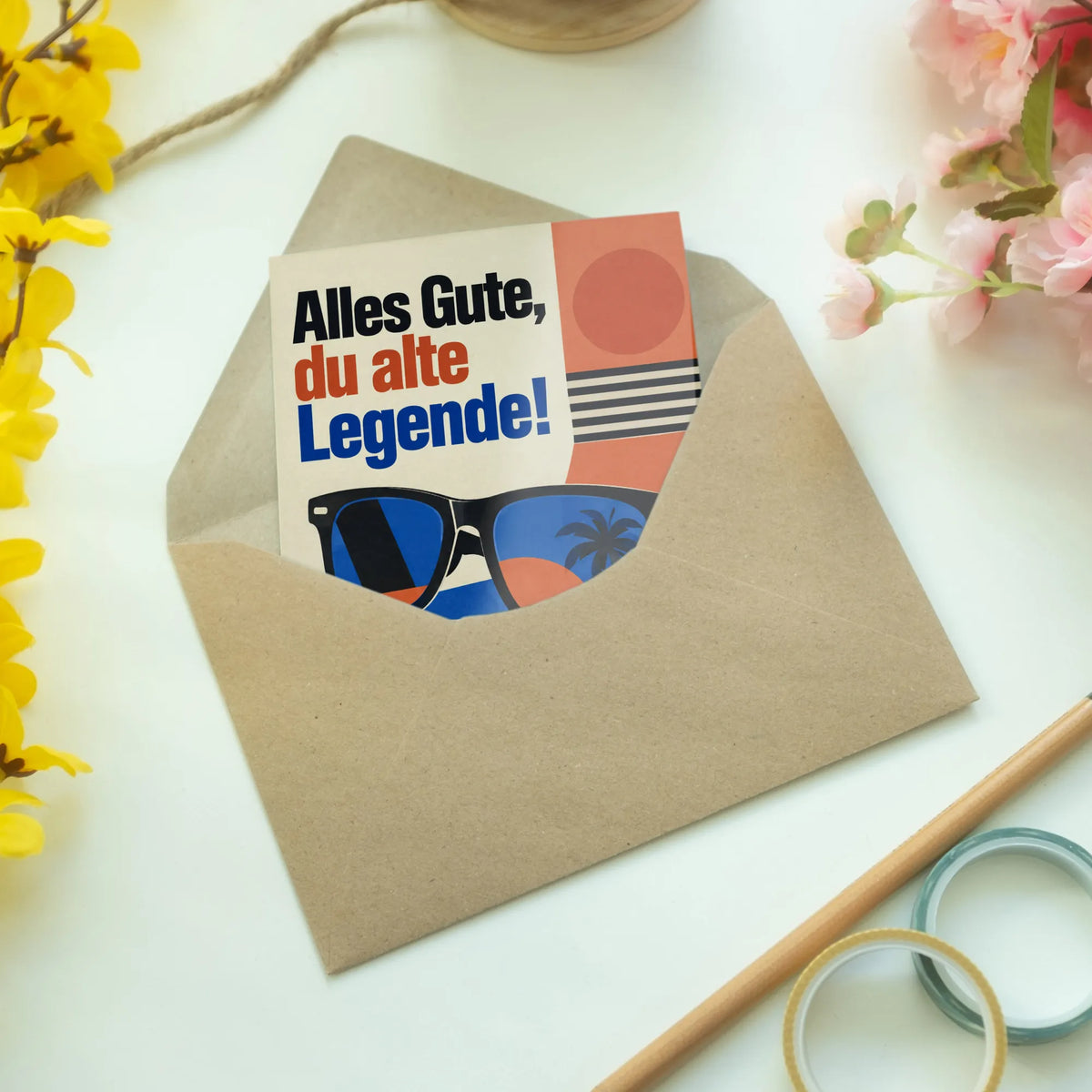 Lustige Geburtstagskarte für Männer mit Sonnenbrille|p:2012599|h:c97442d749c501855db6094df98f6366
