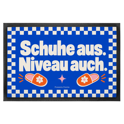 Lustige Fußmatte für Freunde mit Hausschuhen|p:2012620|h:bddd019040d54588a6b78186d7ad7370