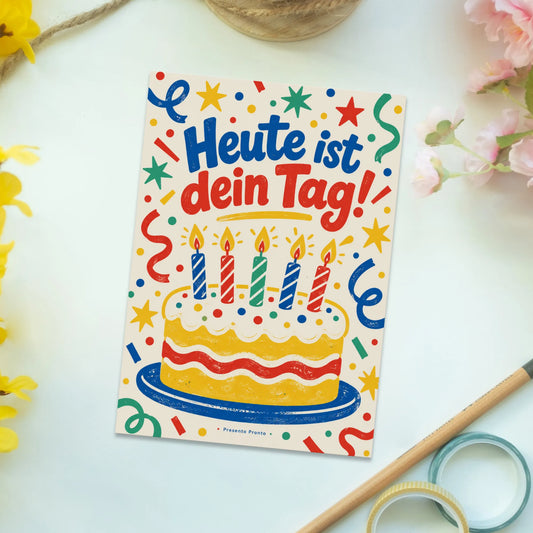 Fröhliche Grußkarte zum Geburtstag mit Torte und Kerzen|p:2012622|h:b5ae166c80e347ca6067054977887232