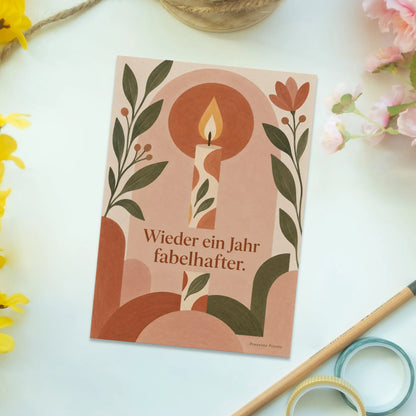 Elegante Postkarte zum Geburtstag mit Geburtstagskerze|p:2012629|h:217233920fb1357de10343aa3b0bf062