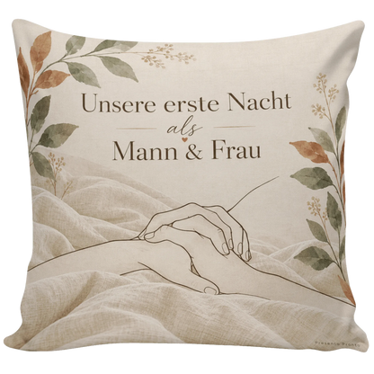 Romantisches Kissen für die erste Nacht als verheiratetes Paar|p:2012777|h:d1edd6b54d6e069f8cd5b9e280ca94c3