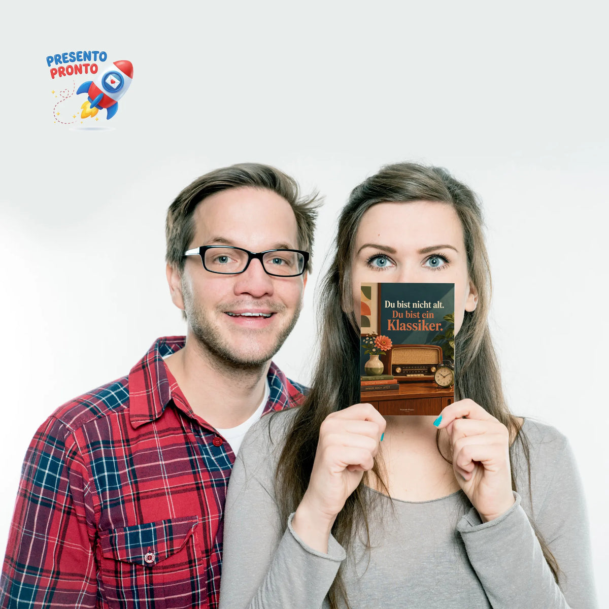 Lustige Postkarte zum Geburtstag mit Tischradio|p:2013042|h:61c4e346f369e5b2ae3712908d89f048