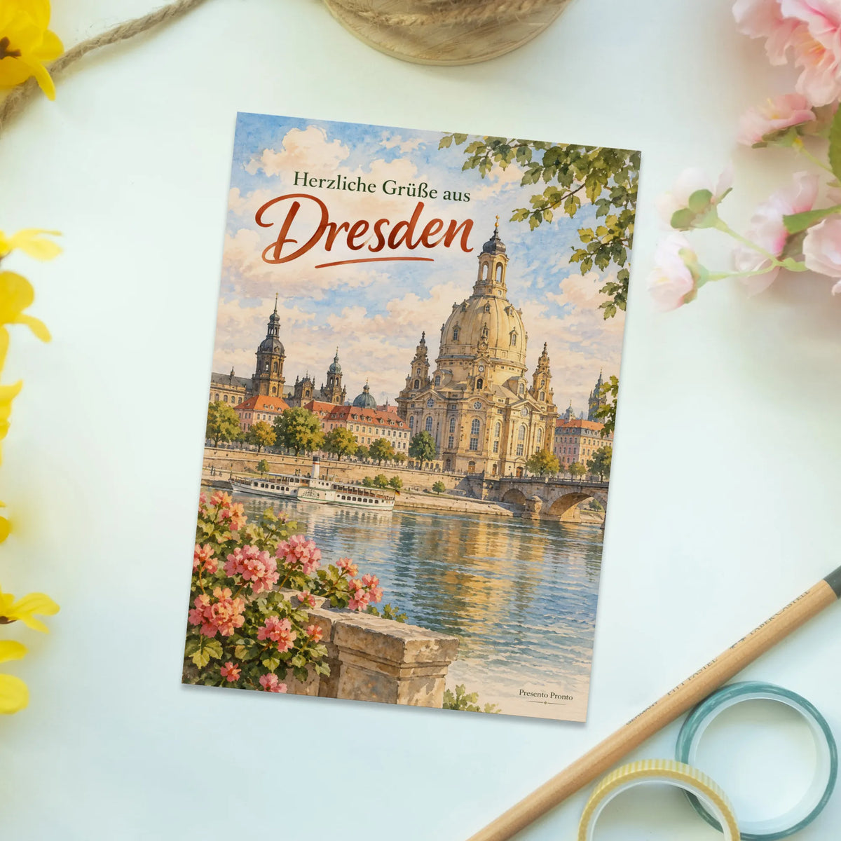 Herzliche Ansichtskarte aus Dresden mit Frauenkirche|p:2013124|h:4ff6fae218d15abaa7b9bcc71042eba2