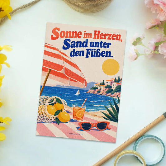 Fröhliche Urlaubspostkarte mit Sonnenschirm und Sonnenbrille|p:2013307|h:8bc28a7c9a4f20aa75aba8fd2206efc0