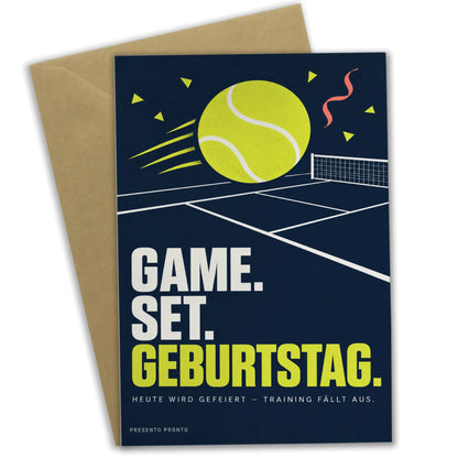 Lustige Geburtstagskarte für Tennisspieler mit gelbem Tennisball|p:2013612|h:7a57005381cdee7a3052f87c363e44d1