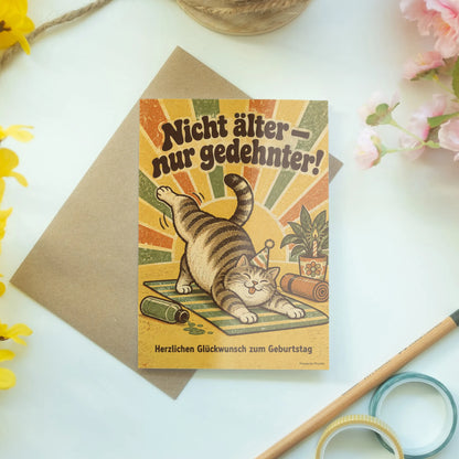 Lustige Geburtstagskarte für Yoga-Fans mit turnender Katze|p:2013674|h:7d51efcf2a308d6f487cbed6902a45d8
