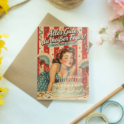 Sexy Geburtstagskarte für Frauen mit Pin-up-Frau|p:2013792|h:785ccd2118930f76eabf8bc2d9af9098