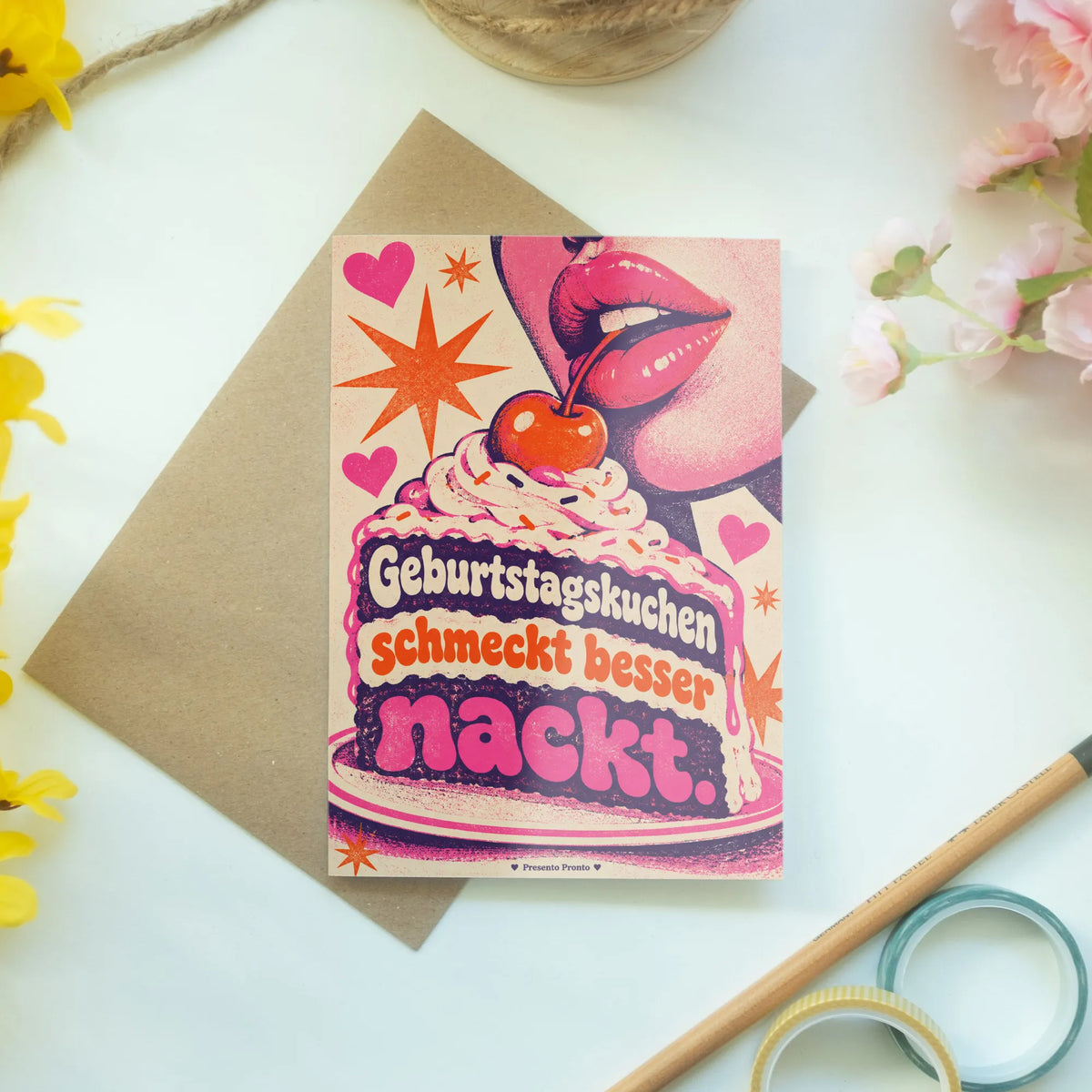 Sexy Geburtstagskarte für die Freundin mit Kirsche auf Kuchen|p:2013801|h:e3edd53c16edc2fbd2b4e143c13c406a