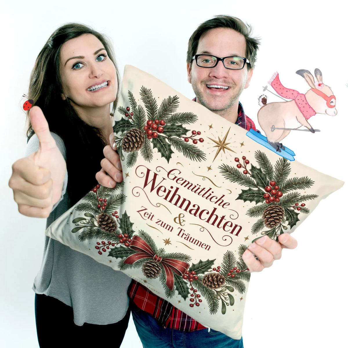Gemütliches Kissen zu Weihnachten mit Tannenzweigen|p:2013809|h:8c213dd0faabac0395a513bb19ba1fbf