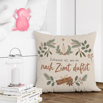 Gemütliches Kissen zu Weihnachten mit Tannenzweigen und Kerze|p:2013812|h:87bee00c3fa964258c8062998b754388