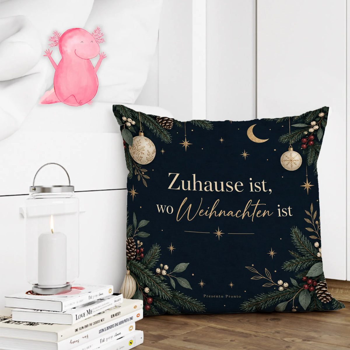Elegantes Weihnachtskissen mit Tannenzweigen und Sternen|p:2013814|h:81d9646fef9e249871b9e92009c89452