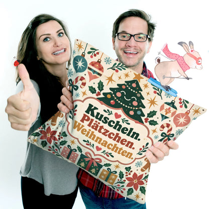 Verspieltes Kissen zu Weihnachten mit lächelndem Tannenbaum|p:2013815|h:21ed9e2a7dc5b4221ec72afcf99c4463