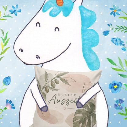 Ruhiges modernes Sofakissen für die Auszeit mit Olivenzweig|p:2013863|h:55eab4256b75138881ee70cc009a35ac