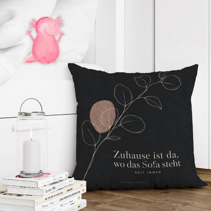 Elegantes modernes Sofakissen für die neue Wohnung mit Eukalyptus|p:2013873|h:41e88ca723145fc4a76d36a3f269175f