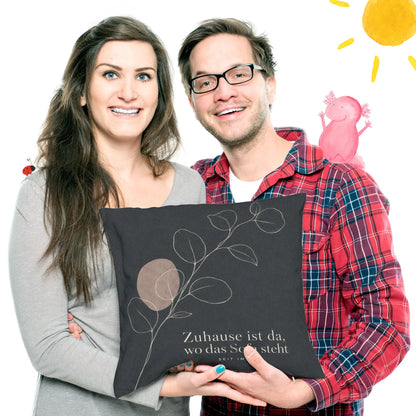 Elegantes modernes Sofakissen für die neue Wohnung mit Eukalyptus|p:2013873|h:3035d84fccbc2f50eb1195c154bd303d