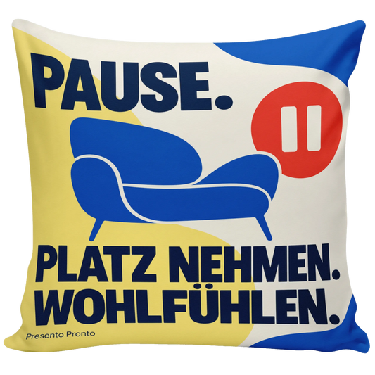 Gemütliches modernes Sofakissen für die Pause mit Loungechair|p:2013876|h:390b5df0ae40252cabad9b7db5d1d413