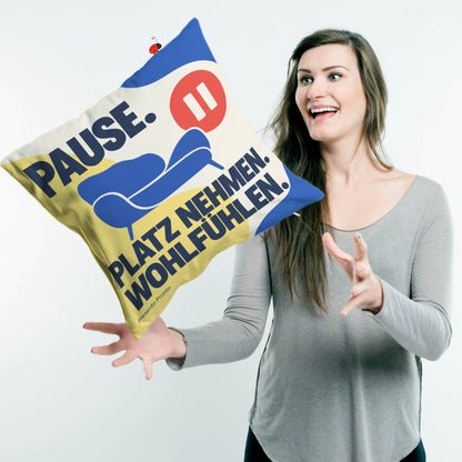 Gemütliches modernes Sofakissen für die Pause mit Loungechair|p:2013876|h:fc11b69da4f3740aa0600c5438e3add6
