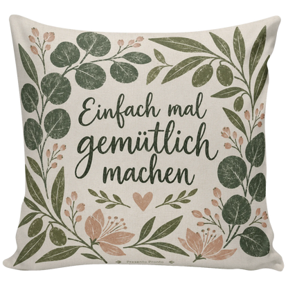 Gemütliches Sofakissen für deine Auszeit mit Eukalyptuszweigen|p:2013880|h:572ff9aa48acaa92efdf307ef6e7f026