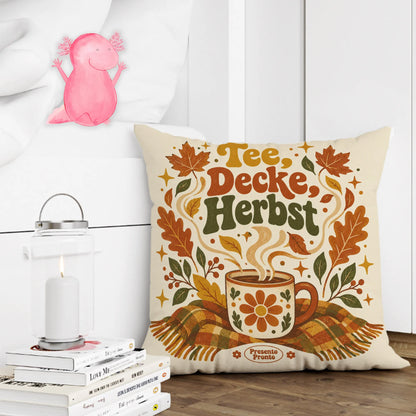 Gemütliches Kissen für den Herbst mit dampfender Tasse|p:2013895|h:d2659e2294e1aba3f97b4c60372adf33