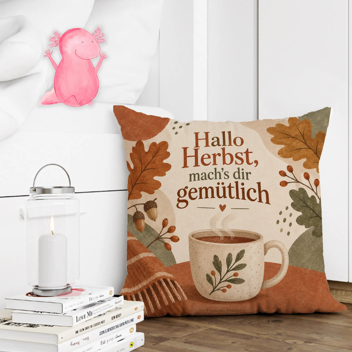 Gemütliches Kissen für den Herbst mit Keramiktasse|p:2013901|h:07cf8e592ebe4c16abbc1bd96ef5fcea