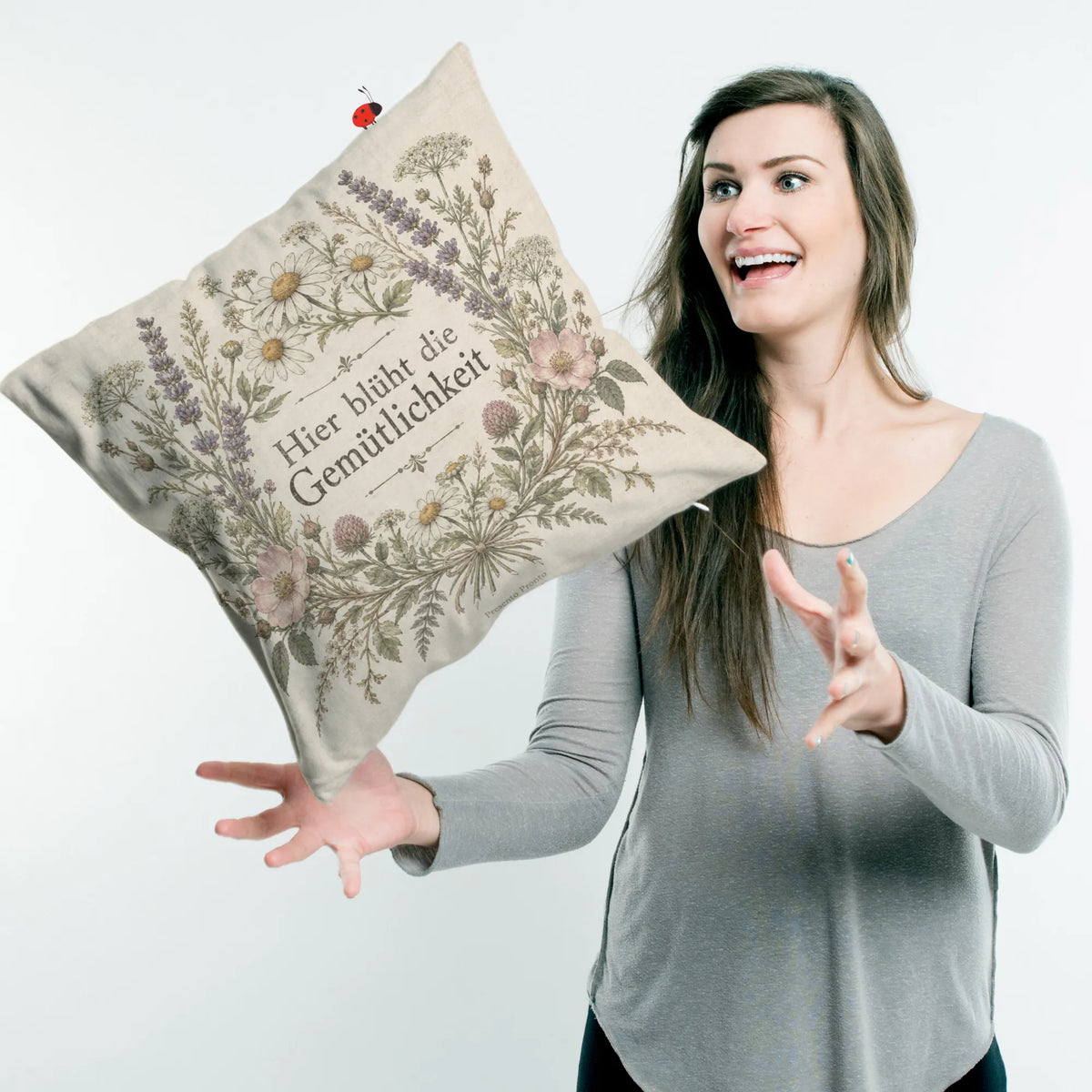 Gemütliches Vintage Kissen für Kräuterfans mit Wildkräutern|p:2013964|h:51fb9fe8d5b1a9125943ab3da8b5d1a5