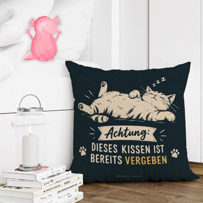 Lustiges Katzenkissen für Katzenfans mit liegender Katze|p:2013969|h:e4cec9e1f654b8188f03b5f79ec76939