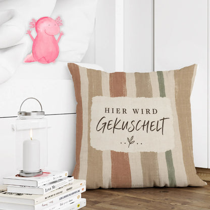 Kuscheliges gestreiftes Kissen für gemütliche Stunden|p:2013998|h:61e2daddda00fa2e6ce17af0b2c17e16
