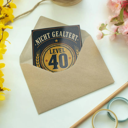 Coole Geburtstagskarte zum 40. Geburtstag mit Level 40 Wappen|p:2014119|h:9bee6d7719df8b8cddb198e26a4e68ac