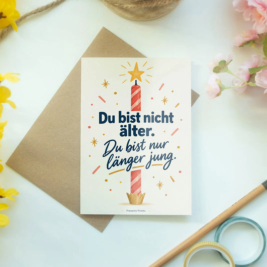 Lustige Geburtstagskarte mit roter Geburtstagskerze|p:2014177|h:30883f64fd2e9b5a696e71043831a1fc