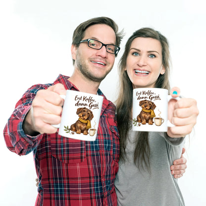 Lustige Dackeltasse für Dackelbesitzer mit gelbem Schal|p:2014370|h:c7e3e5ef020501fc7eb0c8bfcf8a3402