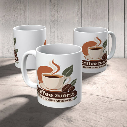 Coole moderne Kaffeetasse für Morgenmuffel mit Kaffeebohne|p:2014414|h:5010fdcf69bb5efb1ab49e82cf91f938