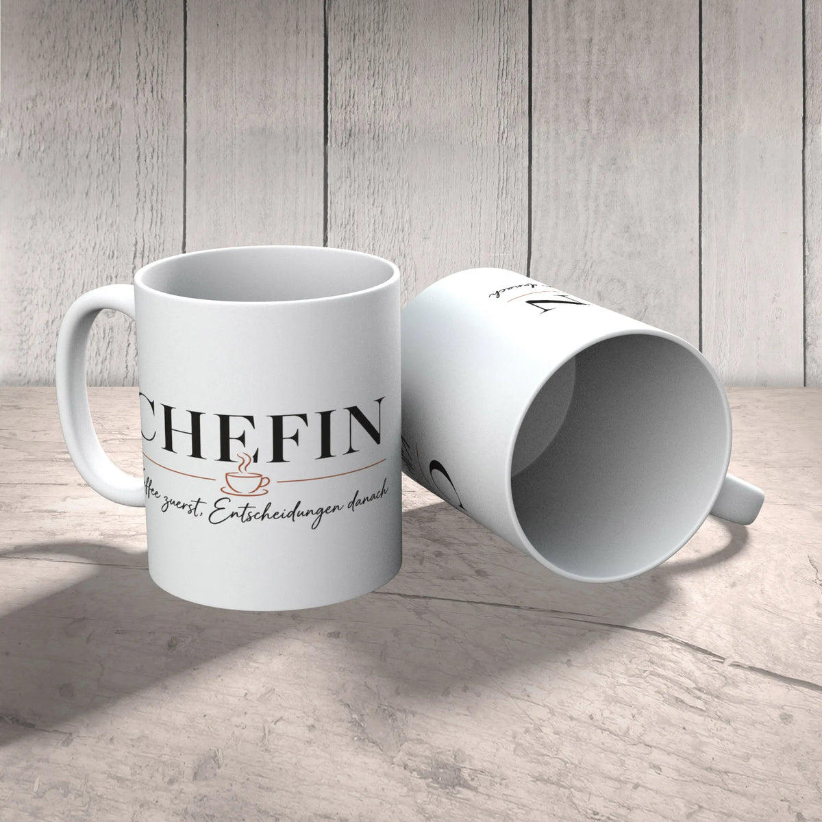 Lustige Tasse für die Chefin mit Kaffeespruch|p:2014471|h:eaad5a83dcf736c0ad28f407236f3260