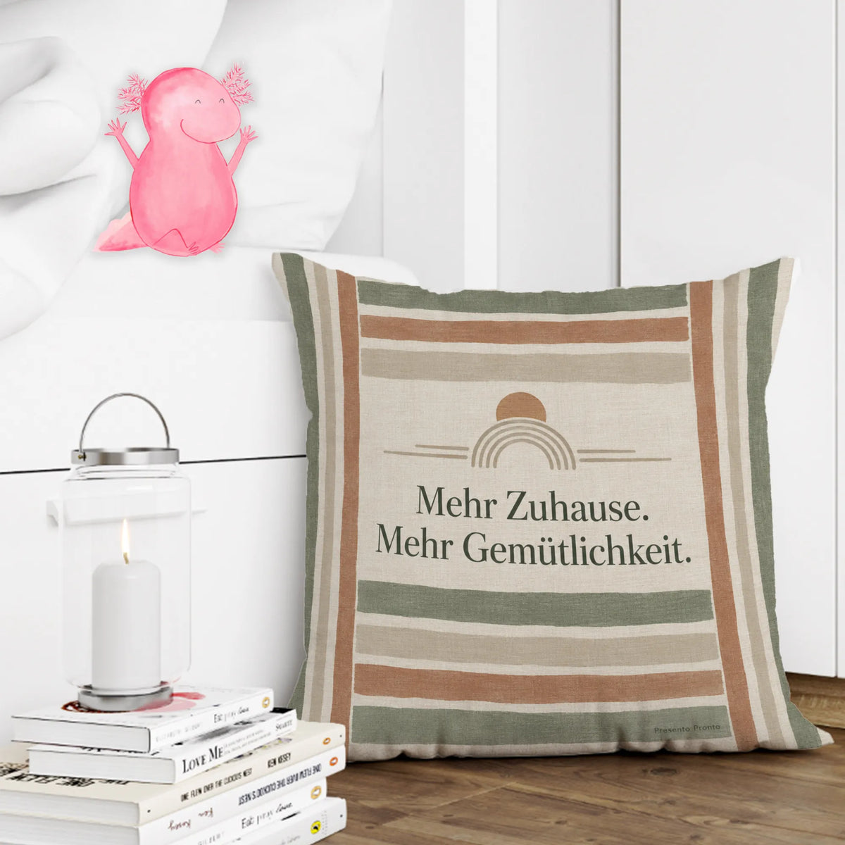 Gemütliches gestreiftes Dekokissen mit Sonne zum Einzug|p:2014531|h:b535bcc3580118b7c65cc94cd428de50