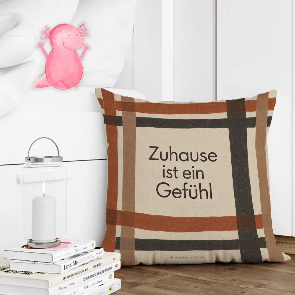 Gemütliches gestreiftes Dekokissen zum Einzug in Terrakotta|p:2014545|h:f64460037859e0d5116d9e2e508c3ace