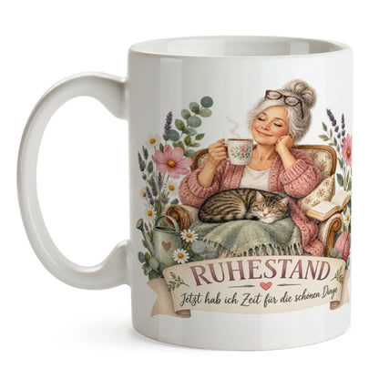 Liebevolle Tasse für Rentnerin mit Katze im Sessel|p:2014583|h:8f56b44d8bdffa780526b972c1890cb3