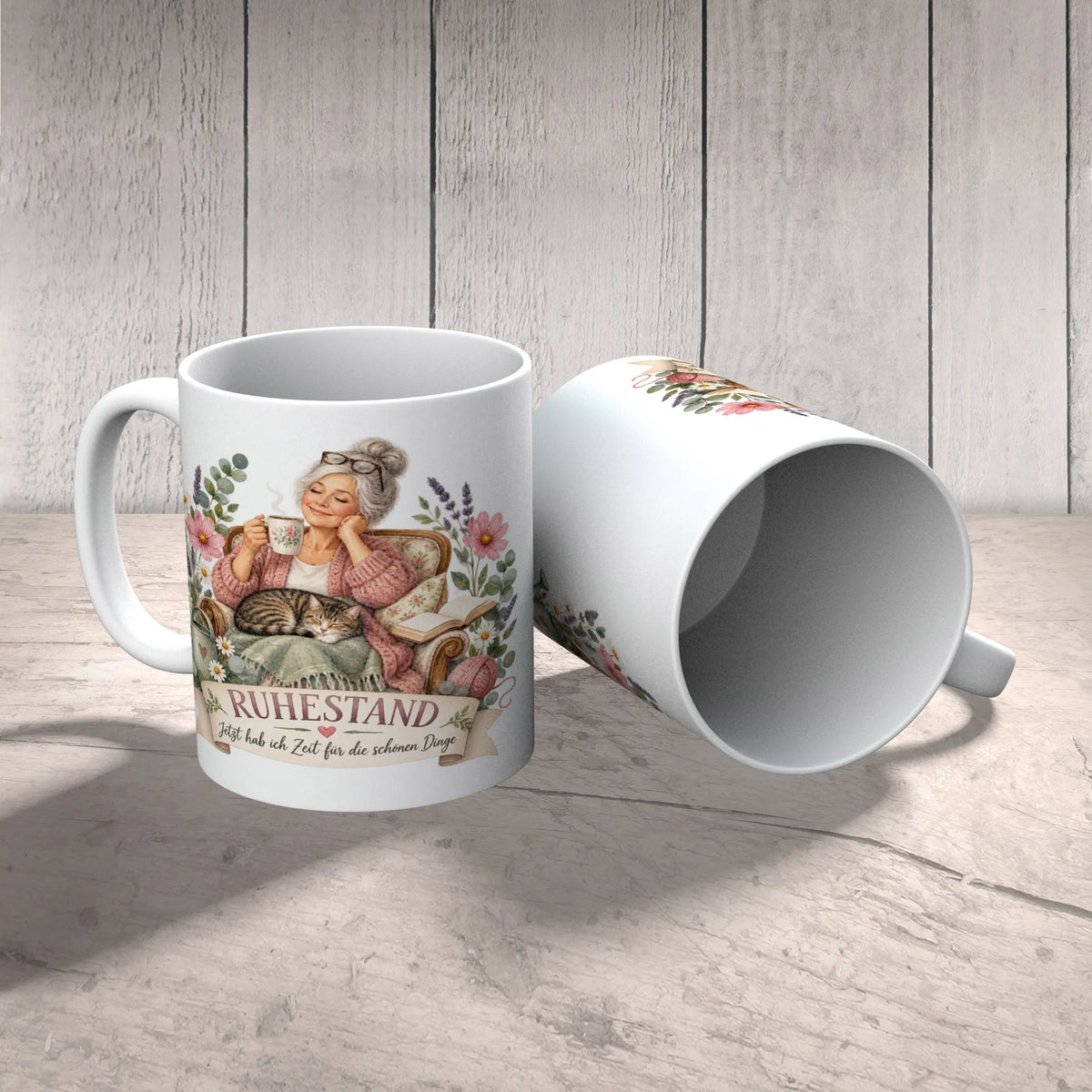 Liebevolle Tasse für Rentnerin mit Katze im Sessel|p:2014583|h:905260a192a0908940f82579804554f9