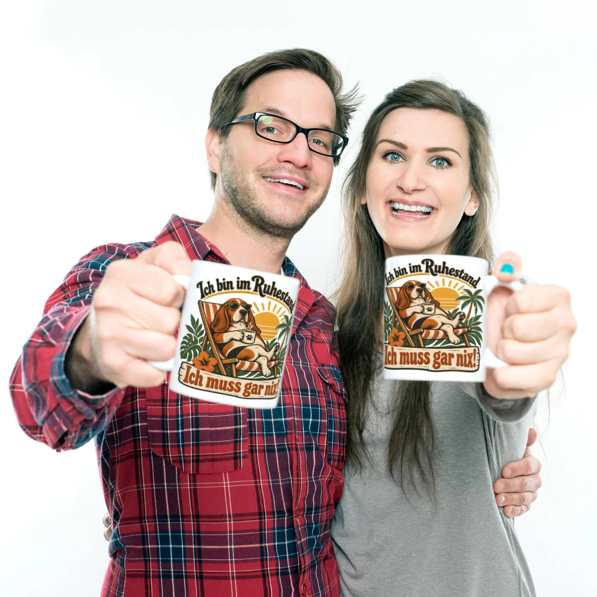 Lustige Tasse zum Ruhestand mit entspanntem Basset Hound|p:2014584|h:3edeb3d774d5076171f00e3372f8e0a1