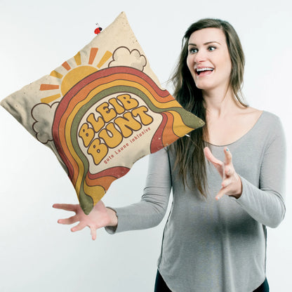 Fröhliches Dekokissen mit Retro-Regenbogen für Kinder|p:2014590|h:a11fa34bad041072404d1b9e7bd3cada