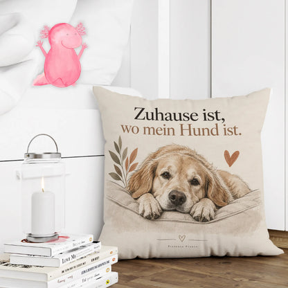 Gemütliches Sofakissen für Hundeliebhaber mit freundlichem Hund|p:2014596|h:6e4f0f91454eeeab0b74500a70e47d93