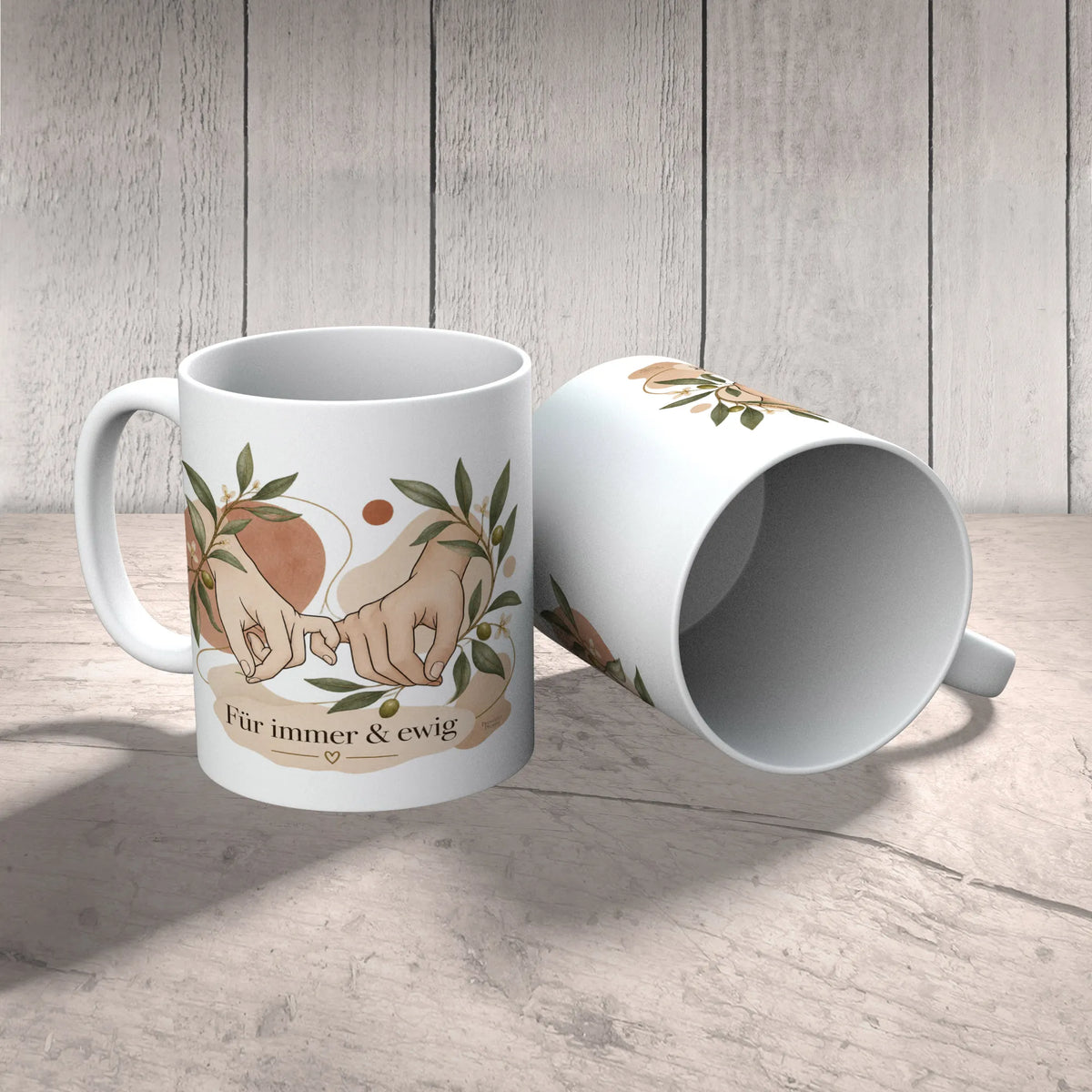 Romantische Tasse zur Hochzeit mit ineinandergreifenden Händen|p:2014717|h:08e21917683f6c64fe79882b8e8f8428