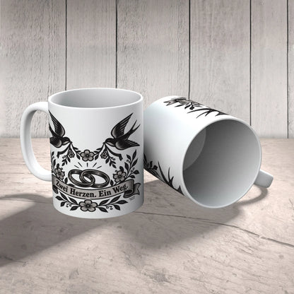 Romantische Tasse zur Hochzeit mit Schwalben und Ringen|p:2014727|h:604a6ea68ce10874c4b238a2e9f915dd