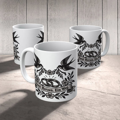 Romantische Tasse zur Hochzeit mit Schwalben und Ringen|p:2014727|h:96b97c6011a71afb1204d94bde2cb41f