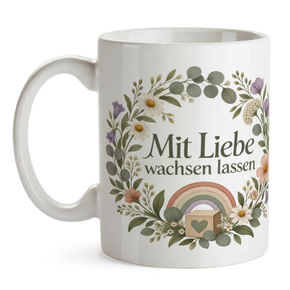 Liebevolle Tasse für Erzieherin mit Blumenkranz und Regenbogen|p:2014753|h:98bd52129ac46d40a34ef99365ab6852