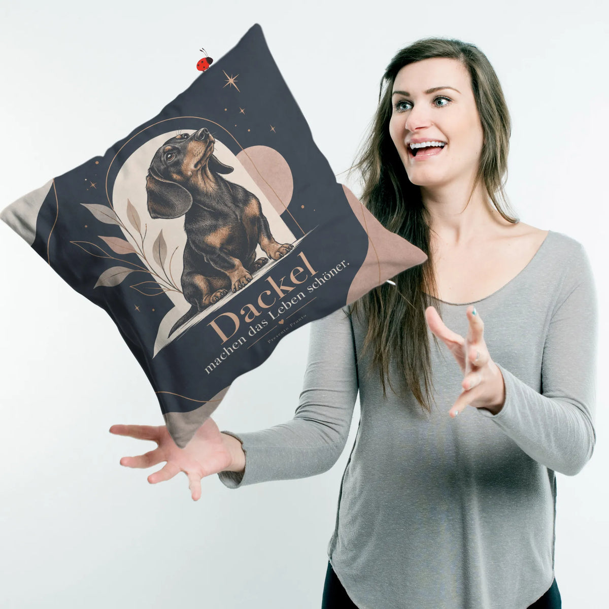 Elegantes Dackelkissen für Dackelfans mit Linienzeichnung|p:2014913|h:c0829ed1231630ac47e660c90030f7af
