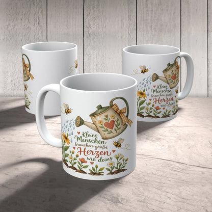 Herzliche Tasse für Erzieher mit Gießkanne und Wildblumen|p:2014917|h:ec41499f0ba261645939fbef56a654f9