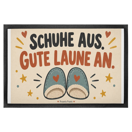 Lustige Fußmatte mit lustigem Spruch und Hausschuhen für Gäste|p:2014984|h:3ec1aeb349f2401515c4794c2995a16f